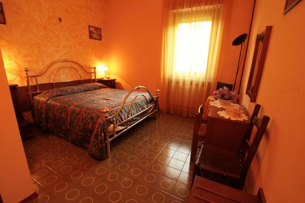 Hotel Sarre Rum bild
